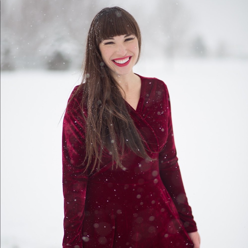 Amazing red velvet long sleeve maxi dress